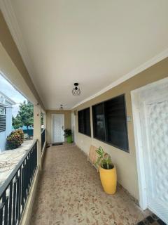 Chic Comfort Stay Dansoman - 3