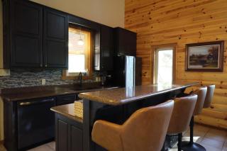 Hillside Hideaway Retreat - A Secluded Modern Cabin - 1