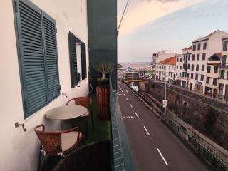 Benedict Funchal Center - 7