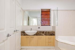 1-BR Apt at Paradise Links - Steps to the Golf course - 4