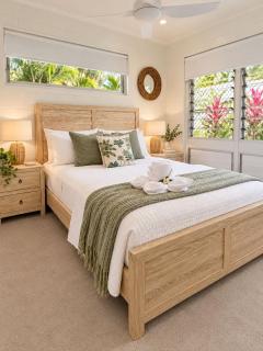 Coastal Hideaway at Kissing Point | Tropical 2BR Unit - 1