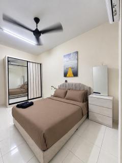 Angah Teluk Intan Homestay - 8