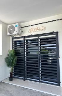 Angah Teluk Intan Homestay - 9