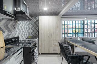 Loft con terraza privada y BBQ a 10 min aeropuerto - 9