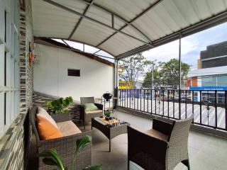 Loft con terraza privada y BBQ a 10 min aeropuerto - 5
