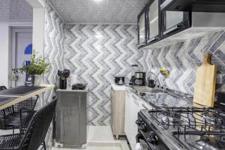 Loft con terraza privada y BBQ a 10 min aeropuerto - 4