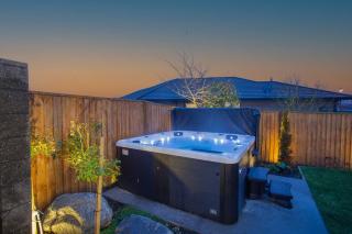 Group Entertaining with Spa | Games Room - 6