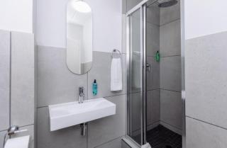 Mint Sandton View 1 Bedroom Apartment - 4