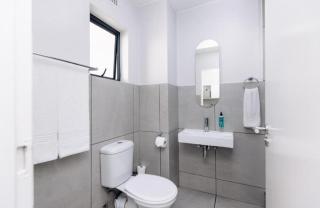 Mint Sandton View 1 Bedroom Apartment - 1