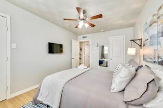 Urban Relaxation 2 BR Apartment - 2