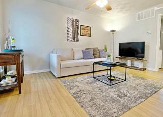 Dwell By Design & Arboretum Tickets Included - 5