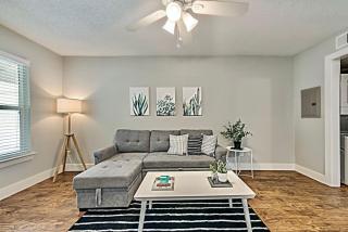 The Boutique Space & Free Parking - 1