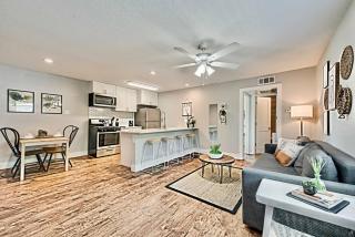 Lovely Dallas Flat Near Downtown - 2