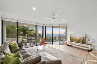 Park Crescent Retreat with Ocean Views - 9