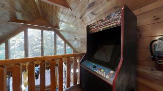 Wuzzy's Flophouse cabin - Sevierville - 9