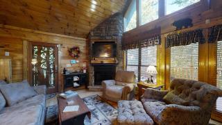 Wuzzy's Flophouse cabin - Sevierville - 7