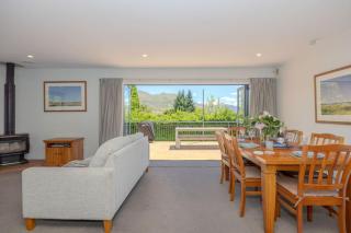 Terrific views on Totara - 5