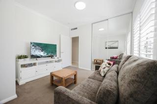 Marina Breeze Mindarie - 1