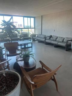 Liv Residence 811 - 3