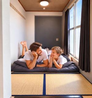 心斎橋難波関空直通ShinImamiya Miyabi Ambers Hostel - 4