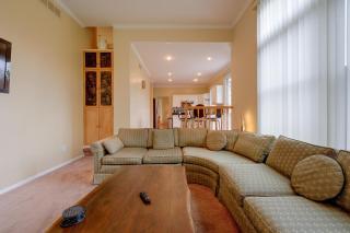 Easy EMU & U of M Access! Ypsilanti Gem w/ Hot Tub - 4