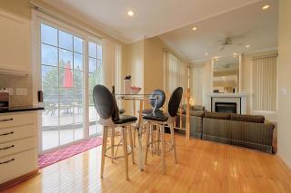 Easy EMU & U of M Access! Ypsilanti Gem w/ Hot Tub - 3