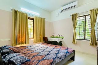 Blossom Bloom by Sernescape Cosy 2BHK 1F AC - 5