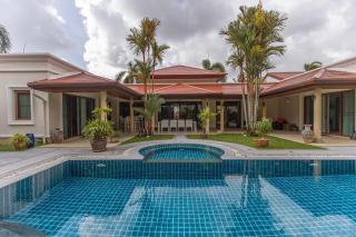 Luxury 4BR Villa 5 Private Pool Jacuzzi - 9