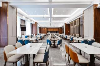Yucheng Seaview International Hotel - 8