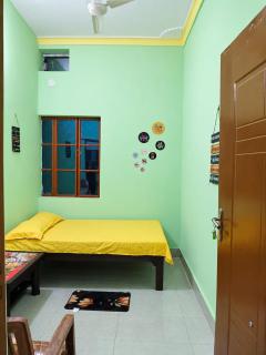 Anand Nivas Homestay 10 Mins from Mandir - 9