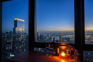 Luxe 3BR Skyline Sunset Residence Level 63 - CBD Views, Parking, Pool, Sauna, Gym - 1
