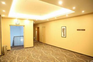 7 Days Premium Jinan Gaoxin Qu Wanda Plaza - 7