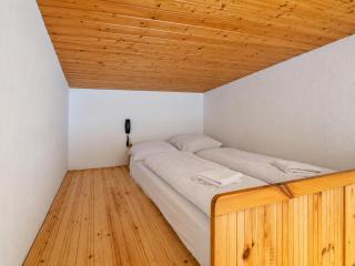 1-Bedroom Apartment with Living Area for Extended stay - 0