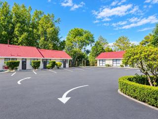 Awatea Park Motel - 6