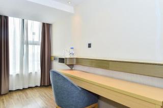 City Comfort Inn Guiyang North High Speed Railway Station - 1
