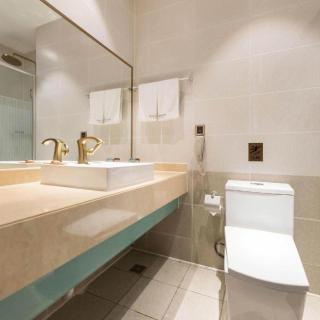 James Joyce Coffetel· Tianjin Olympic Center Lingbin Road Metro Station - 7