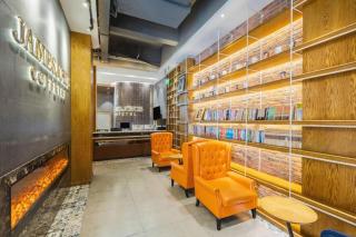James Joyce Coffetel Tianjin Railway Station - 8