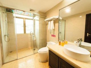 Borrman Hotel Zhongshan Henglan Xiyong - 8