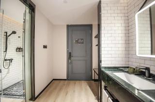 City Comfort Premier Hotel Liuzhou Wuxing Pedestrian Street Jinggu Building - 5