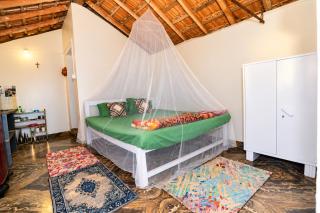 Ormal Guest House - Agonda - Red - 1