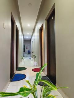 The RoadHouse Stay, Morjim - Private Balcony Rooms - 9
