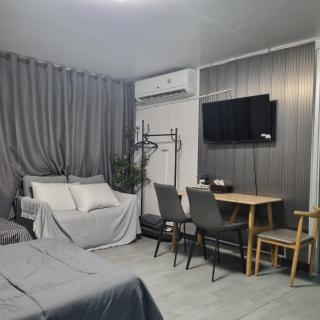 ห้องพักเมืองทองธานี Building T9, Floor 8, Room 13 - 0
