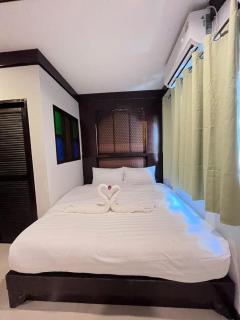 Royal Residence Patong - 2