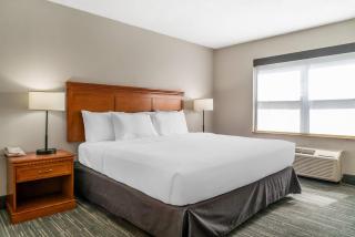 Country Inn & Suites by Radisson, Rossford - Toledo South - 5