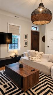 Historic 4Br Home Game Room, Pool Table, Fire Pit - Chicago - 3