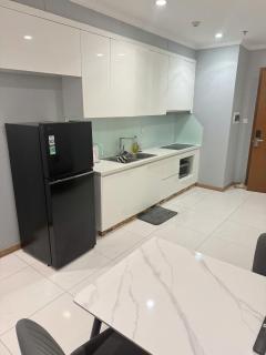 Landmark City View Apartment - 5