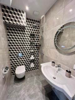 LOCATION ! City Garden View Apartment - in the heart of all the sights and attractions of Sofia ! - 8