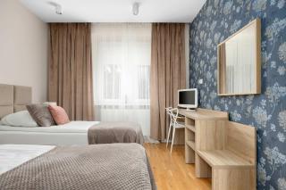 Spacious Apartment in Kielce with Workspace by Noclegi Renters - 1