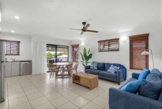 Bluewater Haven - Sweeping Lagoon Views with Pool - Trinity Beach - 6