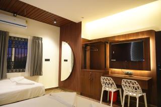 Hotel J VIN PALACE - 2
